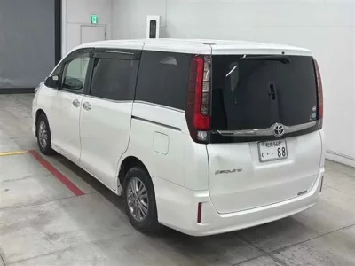 Toyota ESQUIRE