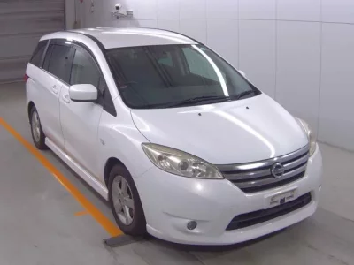 Nissan LAFESTA
