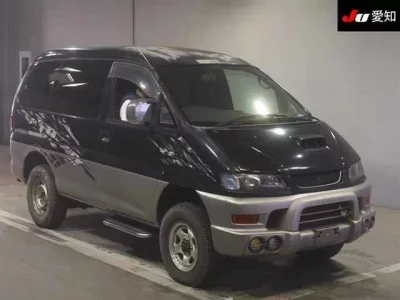 Mitsubishi DELICA