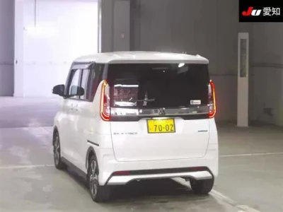 Mitsubishi EK X SPACE