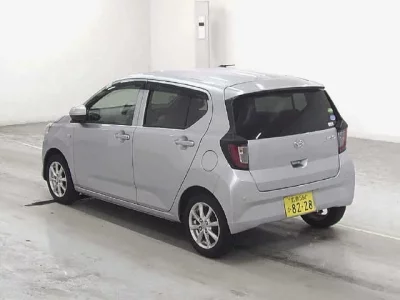 Daihatsu MIRA E S