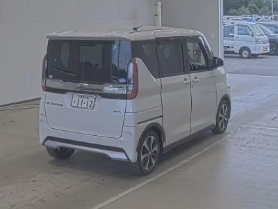 Mitsubishi EK X SPACE
