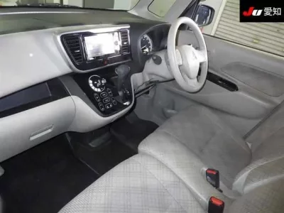 Mitsubishi EK SPACE