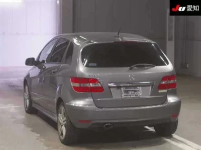 Mercedes-Benz B CLASS