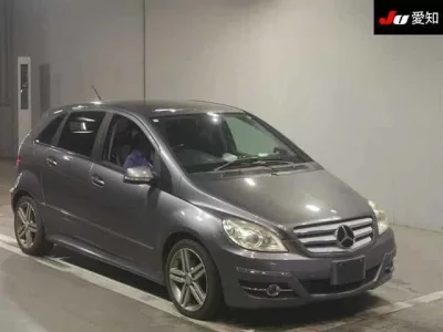 Mercedes-Benz B CLASS