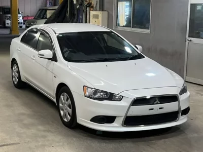 Mitsubishi GALANT FORTIS