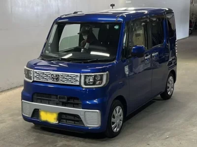 Toyota PIXIS MEGA