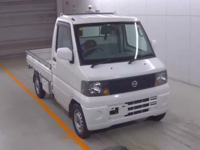 Nissan CLIPPER TRUCK