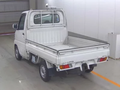 Nissan CLIPPER TRUCK
