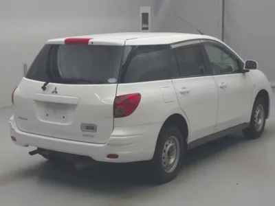 Mitsubishi LANCER VAN