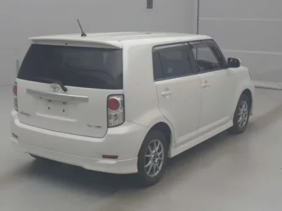 Toyota COROLLA RUMION