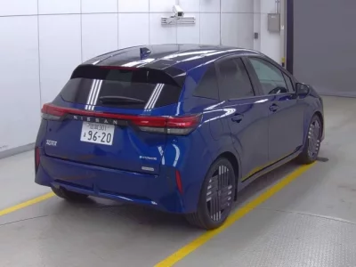 Nissan AURA