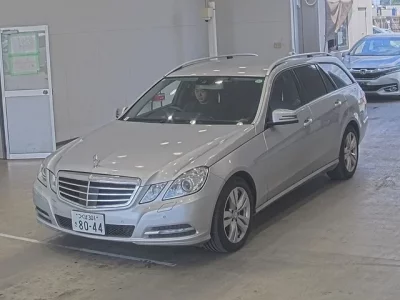 Mercedes-Benz E CLASS WAGON