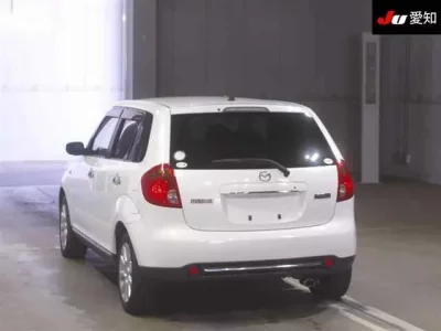 Mazda VERISA