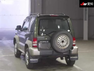 Mitsubishi PAJERO JR