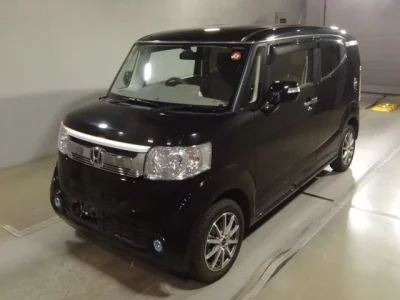 Honda N BOX SLASH