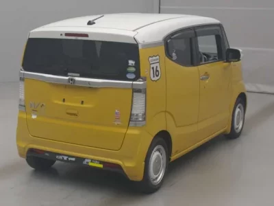 Honda N BOX SLASH
