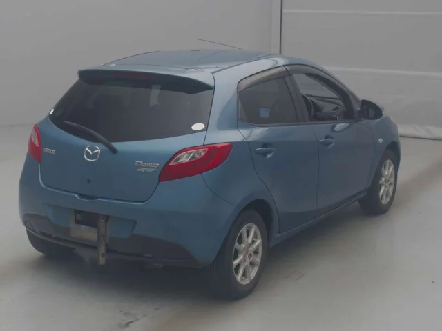 Mazda DEMIO