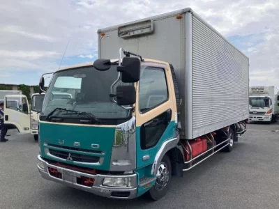 Mitsubishi FUSO FIGHTER