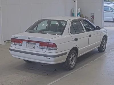 Nissan SUNNY