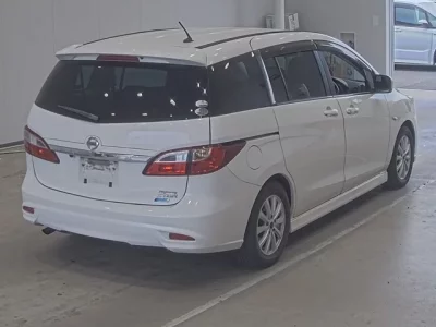 Nissan LAFESTA