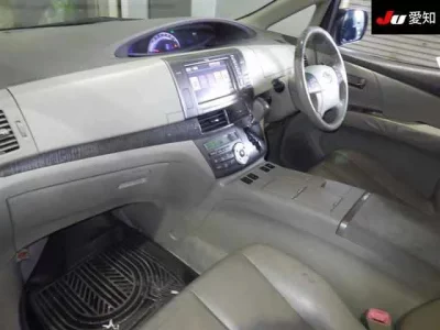 Toyota ESTIMA HYBRID