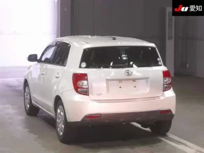 Toyota IST