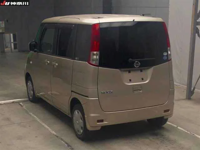 Nissan ROOX