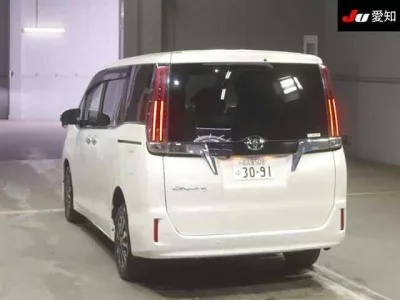 Toyota ESQUIRE
