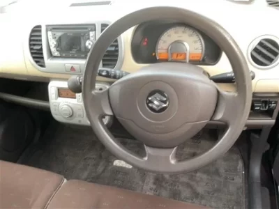 Suzuki MRWAGON