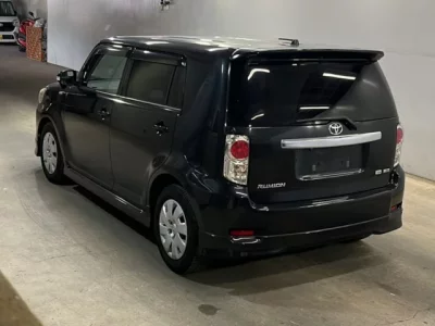 Toyota COROLLA RUMION