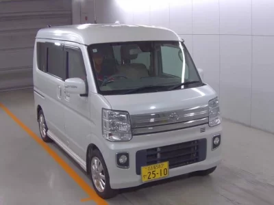 Nissan CLIPPER RIO