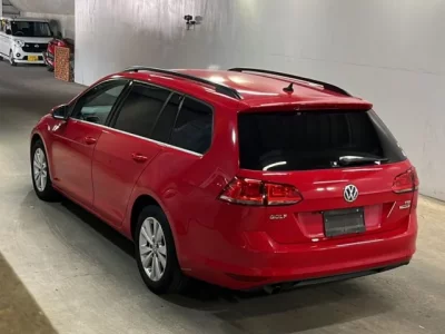 Volkswagen GOLF VARIANT