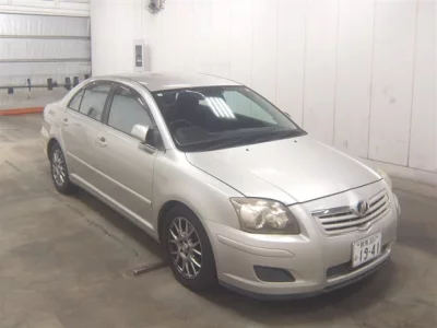 Toyota AVENSIS SEDAN