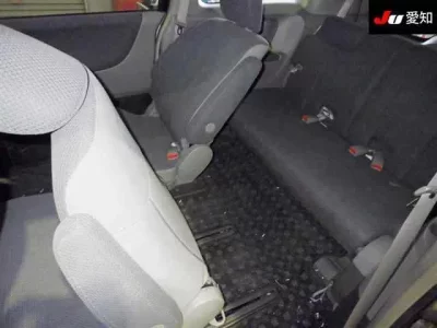 Nissan PRESAGE