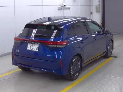 Nissan AURA