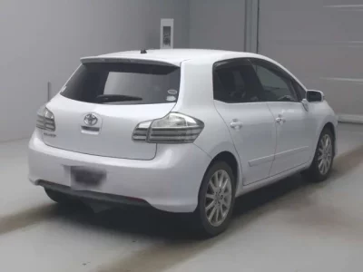 Toyota BLADE