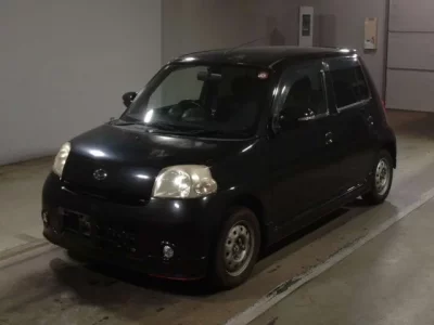 Daihatsu Esse