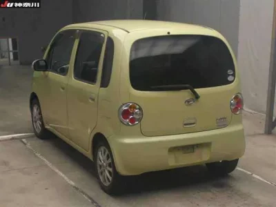 Daihatsu MOVE LATTE