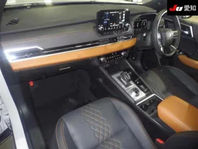 Mitsubishi OUTLANDER PHEV