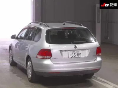 Volkswagen GOLF VARIANT