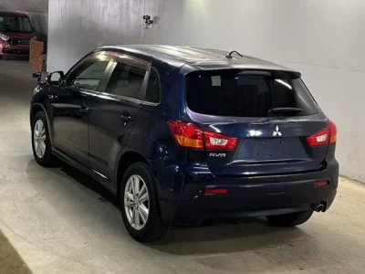 Mitsubishi RVR
