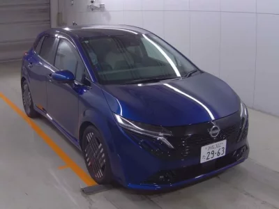 Nissan AURA