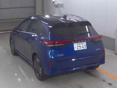 Nissan AURA