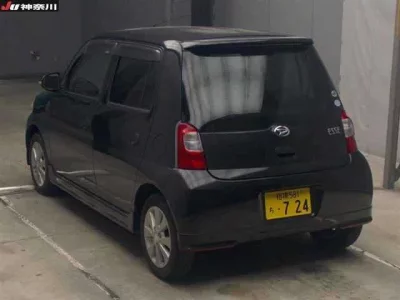 Daihatsu Esse