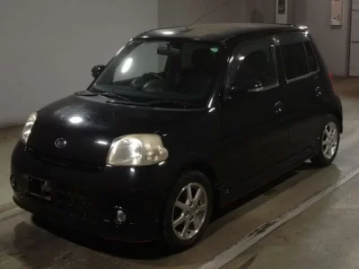 Daihatsu Esse