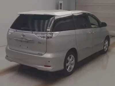 Toyota ESTIMA HYBRID