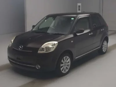 Mazda VERISA