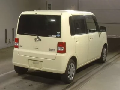 Daihatsu MOVE CONTE