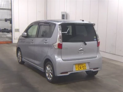 Mitsubishi EK CUSTOM